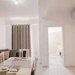Apartment Cozy Steps From The Sea Sarande