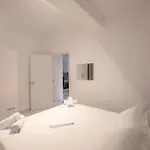 Cozy Steps From The Sea Apartment