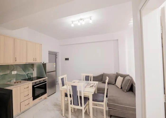 Apartman Cozy Steps From The Sea Saranda